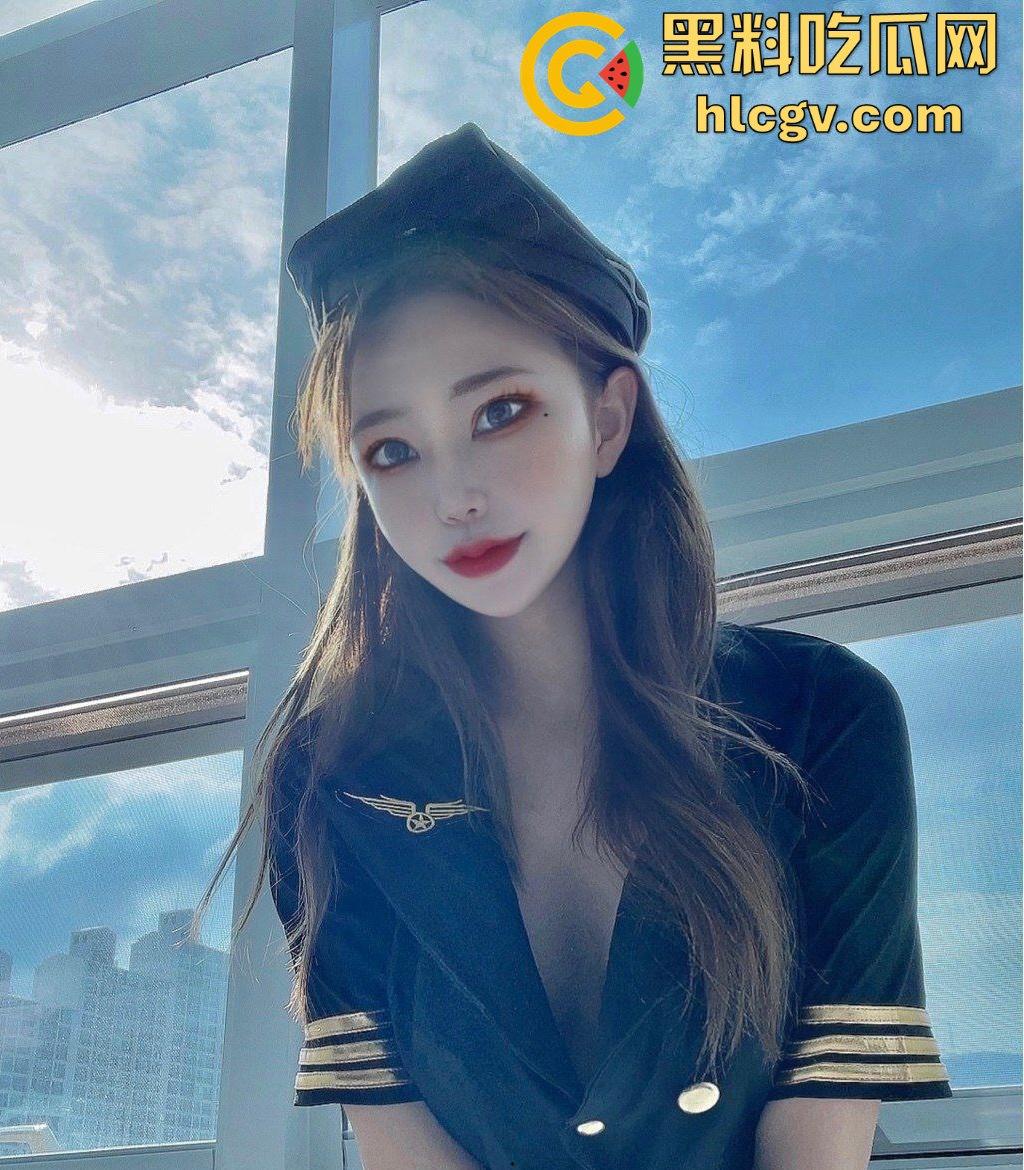 工作累了火气大？看看OF高颜值反差婊【女王】最新福利！前凸后翘，妥妥的泄欲神器！  第15张