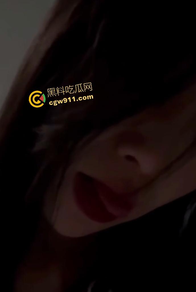 快手绝色御姐【娇妻】化身极品骚狐,脸穴同框自慰流水,假屌跳蛋狂轰乱炸,屁眼狐尾撩拨金主欲仙欲死! 第2张 快手绝色御姐【娇妻】化身极品骚狐,脸穴同框自慰流水,假屌跳蛋狂轰乱炸,屁眼狐尾撩拨金主欲仙欲死! 第2张