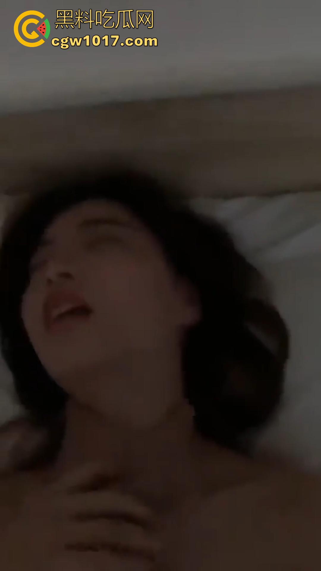 骑行圈的女神【白兰鸽的事】翻车大戏！和大哥撕逼后被怒爆性爱视频，原来床上就是一条骚母狗！  第9张