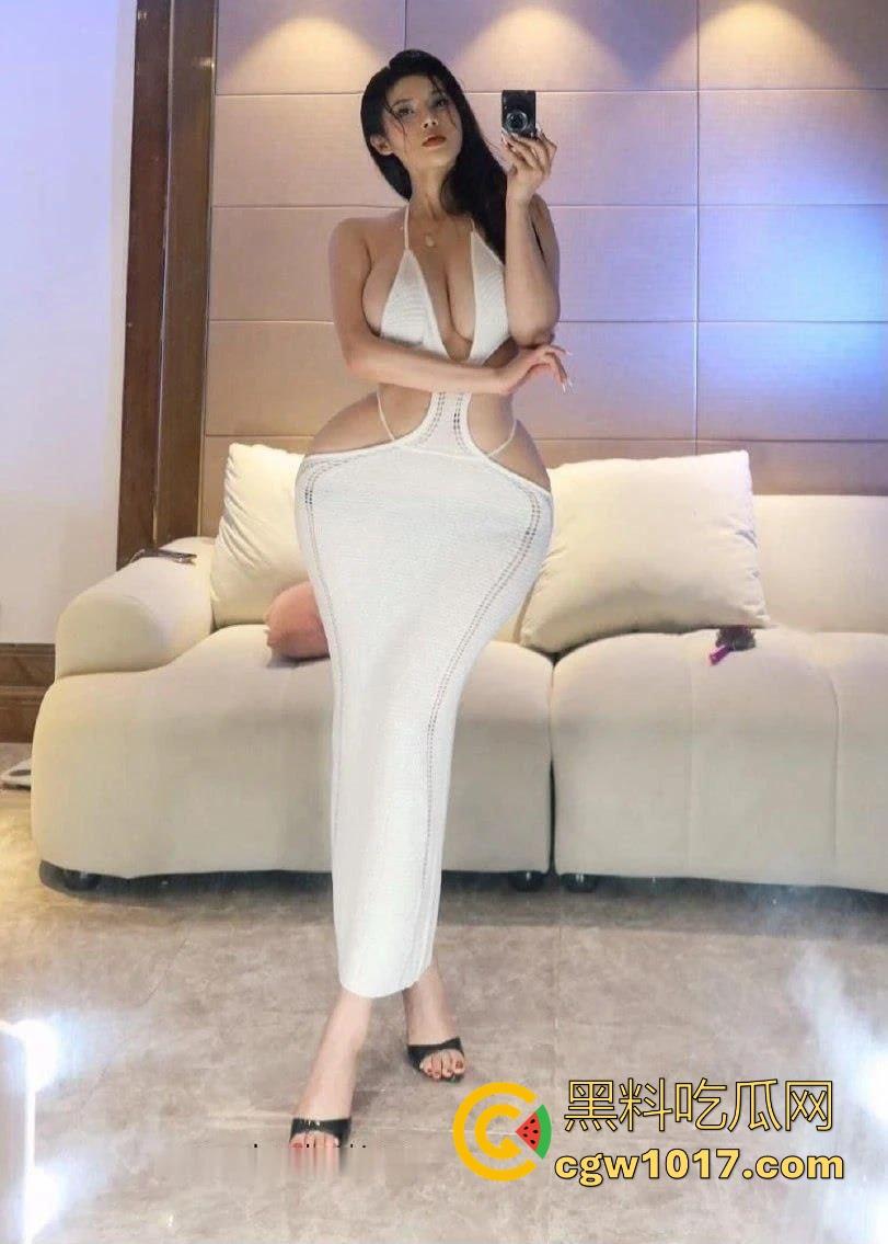 抖音网红【山雀queen】超大屁股骚货骚逼，给金主发的超绝身材私拍被曝光流出，这身材不知道能榨干多少个男人啊！  第6张