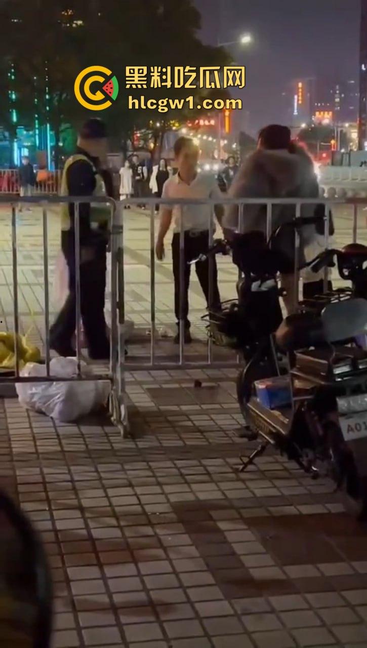 商丘街头闺蜜大撕逼！两个骚妇当街互扇，原来是照顾闺蜜老公照顾上床了！  第9张