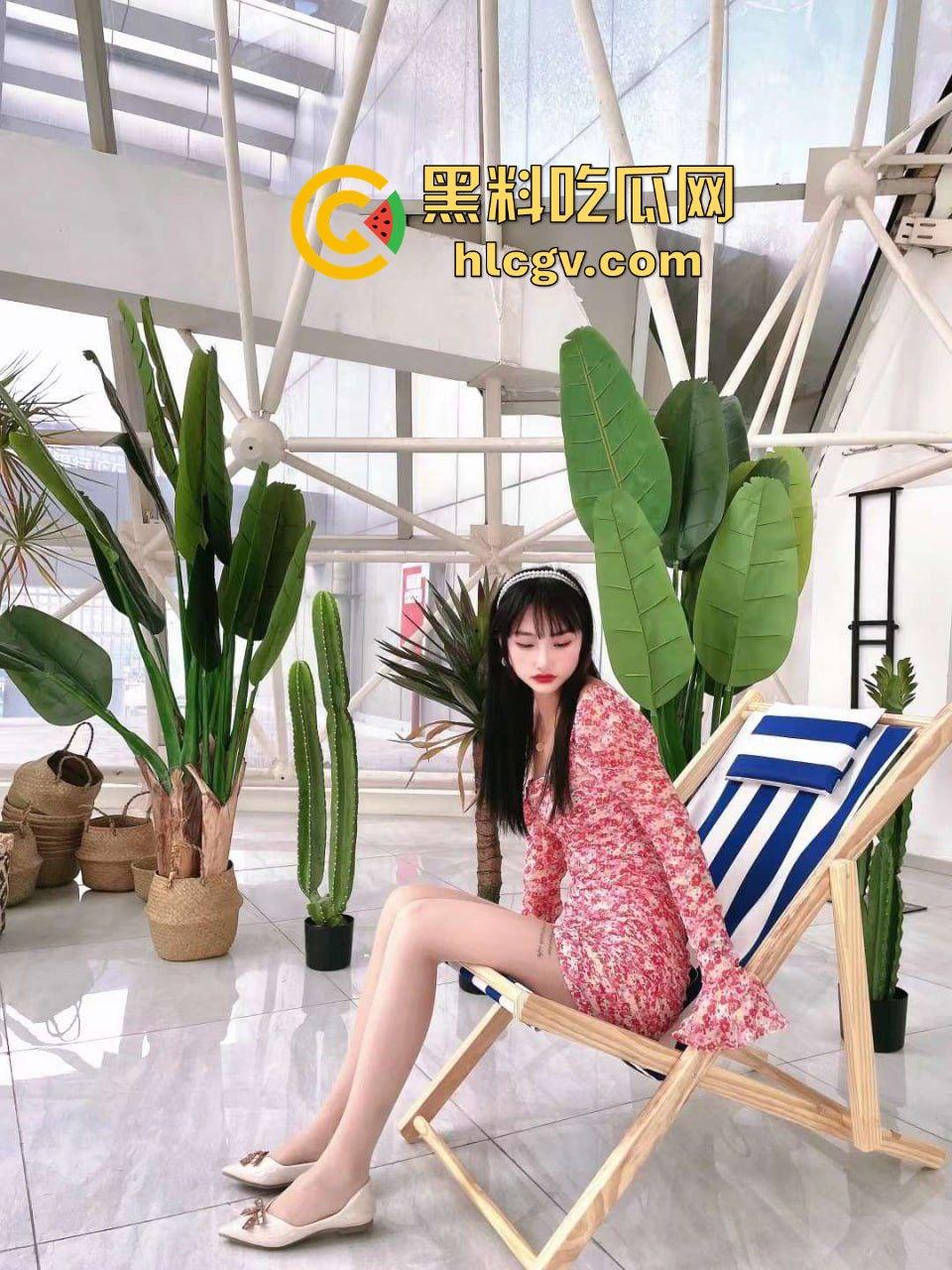 瓜友爆料炮友【李雪】御姐风!长腿平底鞋撩人,天生炮架子扛起来框框猛操! 第4张 瓜友爆料炮友【李雪】御姐风!长腿平底鞋撩人,天生炮架子扛起来框框猛操! 第4张