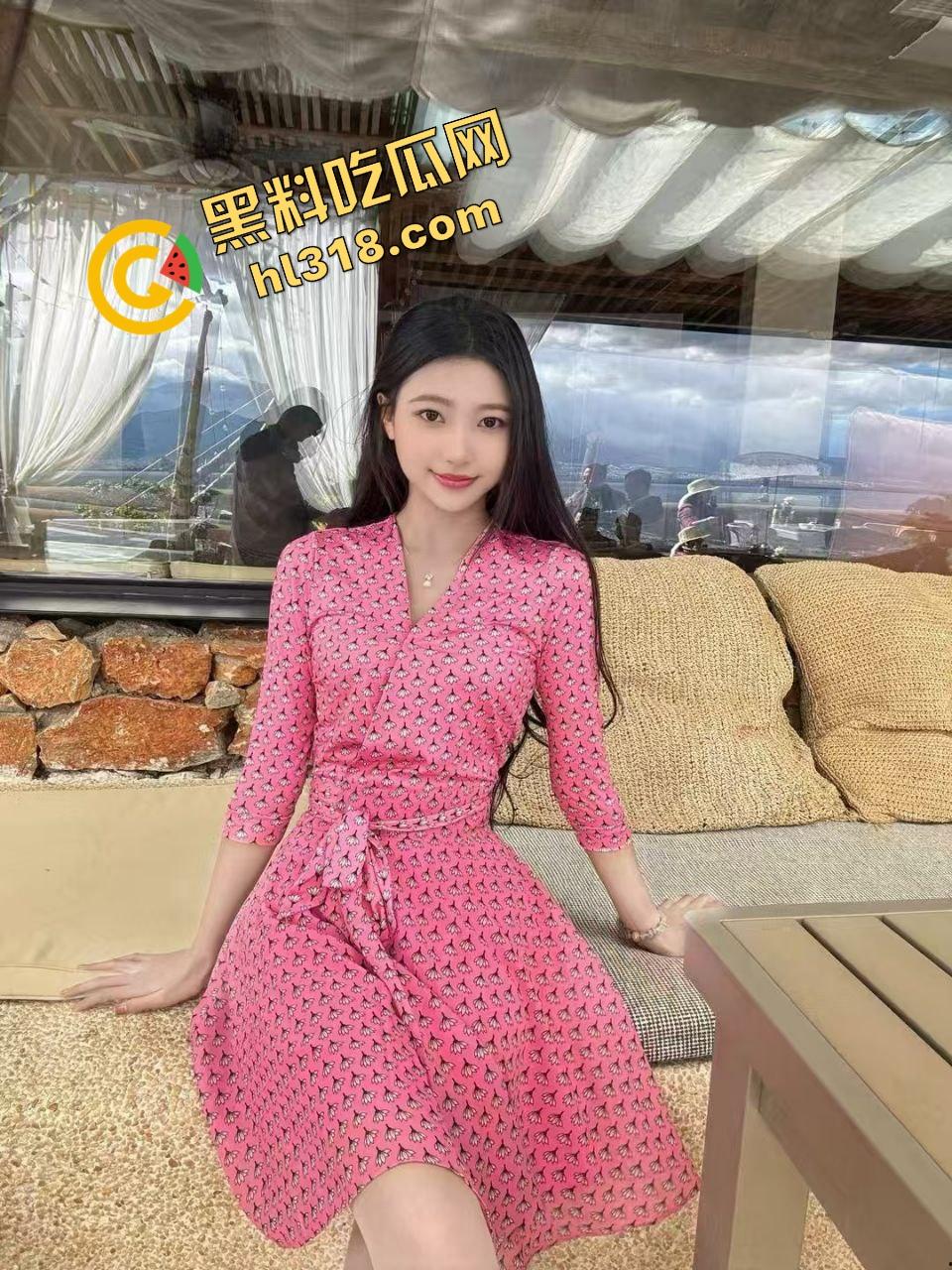 近距离高清锁死怼脸美穴诱惑，双腿夹紧线条毕现细节拉满，美感紧致一览无遗！  第5张