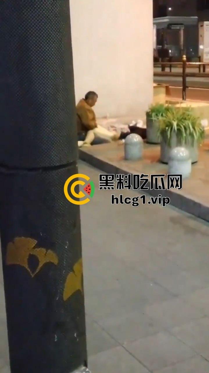 醉酒女孩惨遭流浪汉毒手！大阪捡尸强奸无套内射，恐怖现场曝光！  第2张