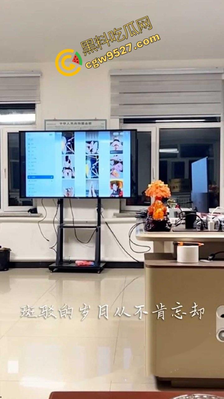 情侣劲爆性爱录像疯传网络！摄影师男友打造抖音色情艺术，满足瓜友们各种性幻想  第3张