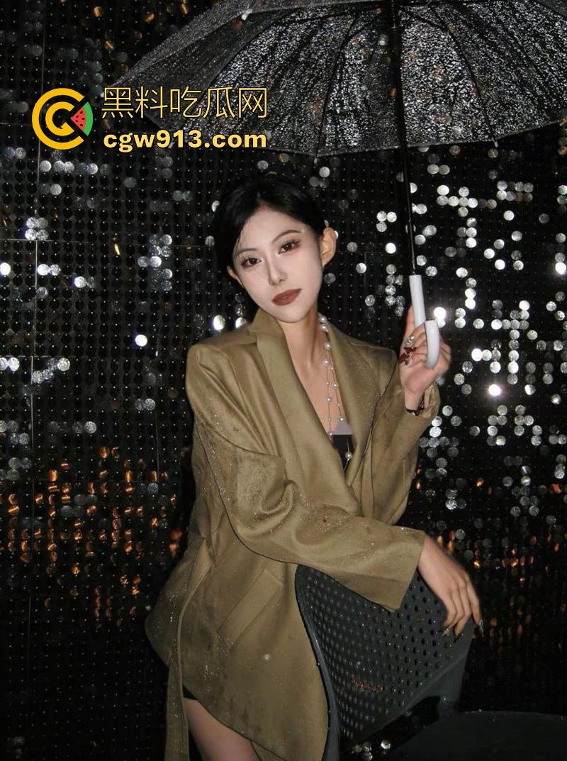 湖南大学【赵雅梓】纤细腰肢,妖娆身材在床上扭动,眼神迷离勾魂,翘臀高撅迎合后入猛插! 第2张 湖南大学【赵雅梓】纤细腰肢,妖娆身材在床上扭动,眼神迷离勾魂,翘臀高撅迎合后入猛插! 第2张