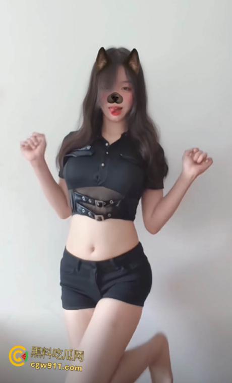 极品网红【U芋源】,与榜一大哥裸聊狂野自慰,雪白大奶勾魂夺魄,道具深插粉嫩蜜穴,呻吟不断! 第4张 极品网红【U芋源】,与榜一大哥裸聊狂野自慰,雪白大奶勾魂夺魄,道具深插粉嫩蜜穴,呻吟不断! 第4张