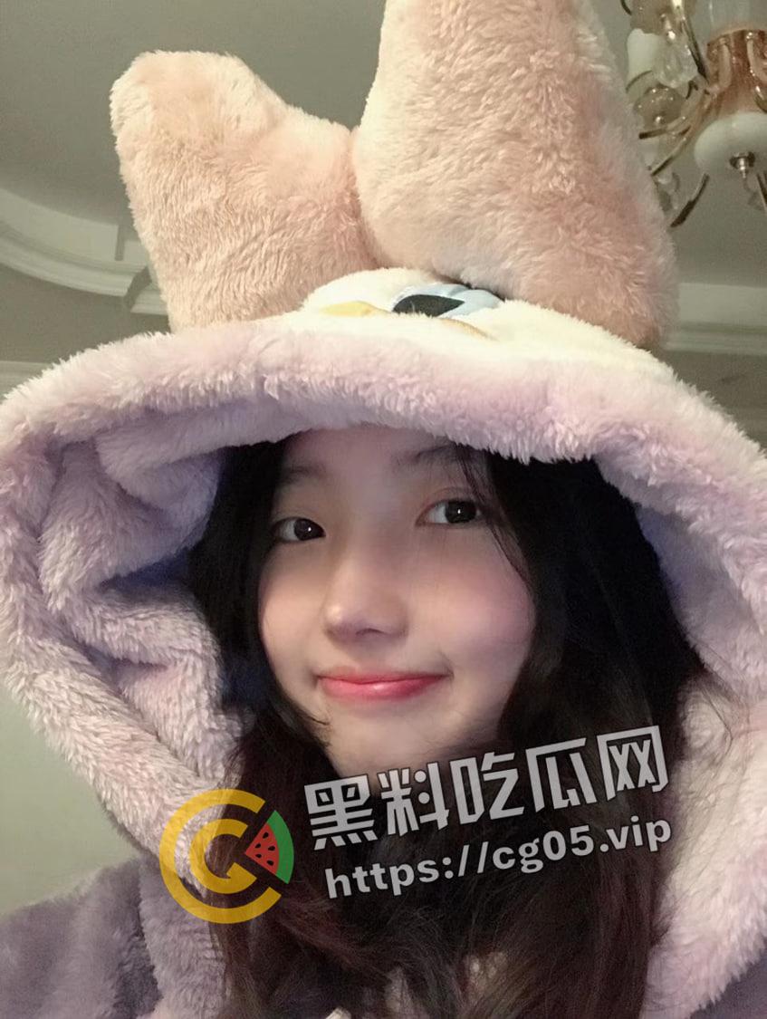 瓜友投稿!自己女神被猪拱了 因爱生恨将其视频流出 甜美妹子被肥猪暴击 惨叫连连 第1张 瓜友投稿!自己女神被猪拱了 因爱生恨将其视频流出 甜美妹子被肥猪暴击 惨叫连连 第1张