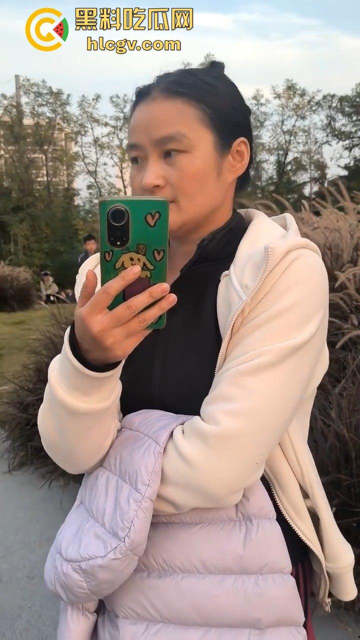 山东网友爆料熊孩子河边射高抛箭!家长嚣张不听劝,网友无奈报警处理! 第5张 山东网友爆料熊孩子河边射高抛箭!家长嚣张不听劝,网友无奈报警处理! 第5张