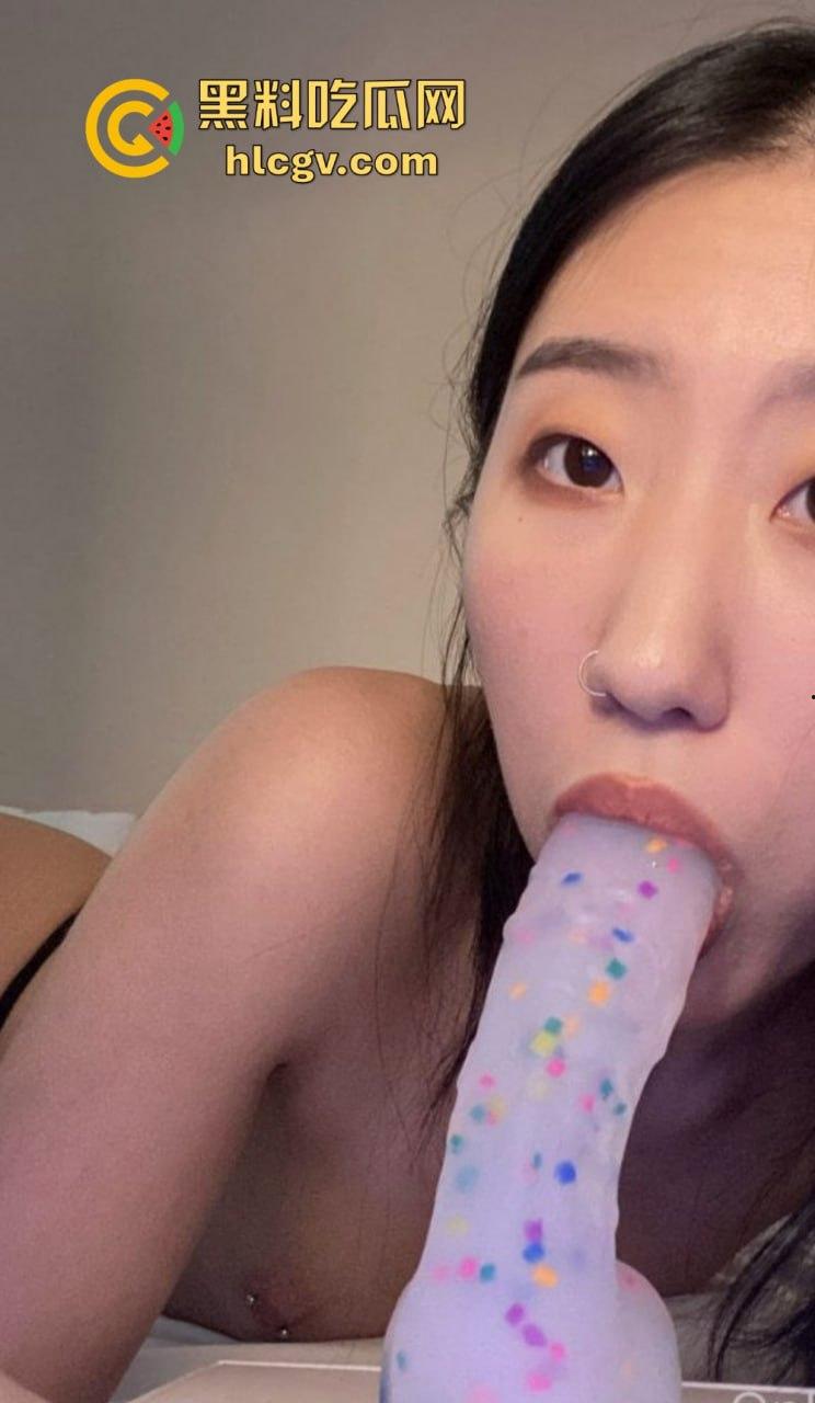 广西传媒学院大四生【孙俞】毕业反转!不当文员改行做福利姬,白虎写真天天拍,外网疯狂吸金! 第16张 广西传媒学院大四生【孙俞】毕业反转!不当文员改行做福利姬,白虎写真天天拍,外网疯狂吸金! 第16张