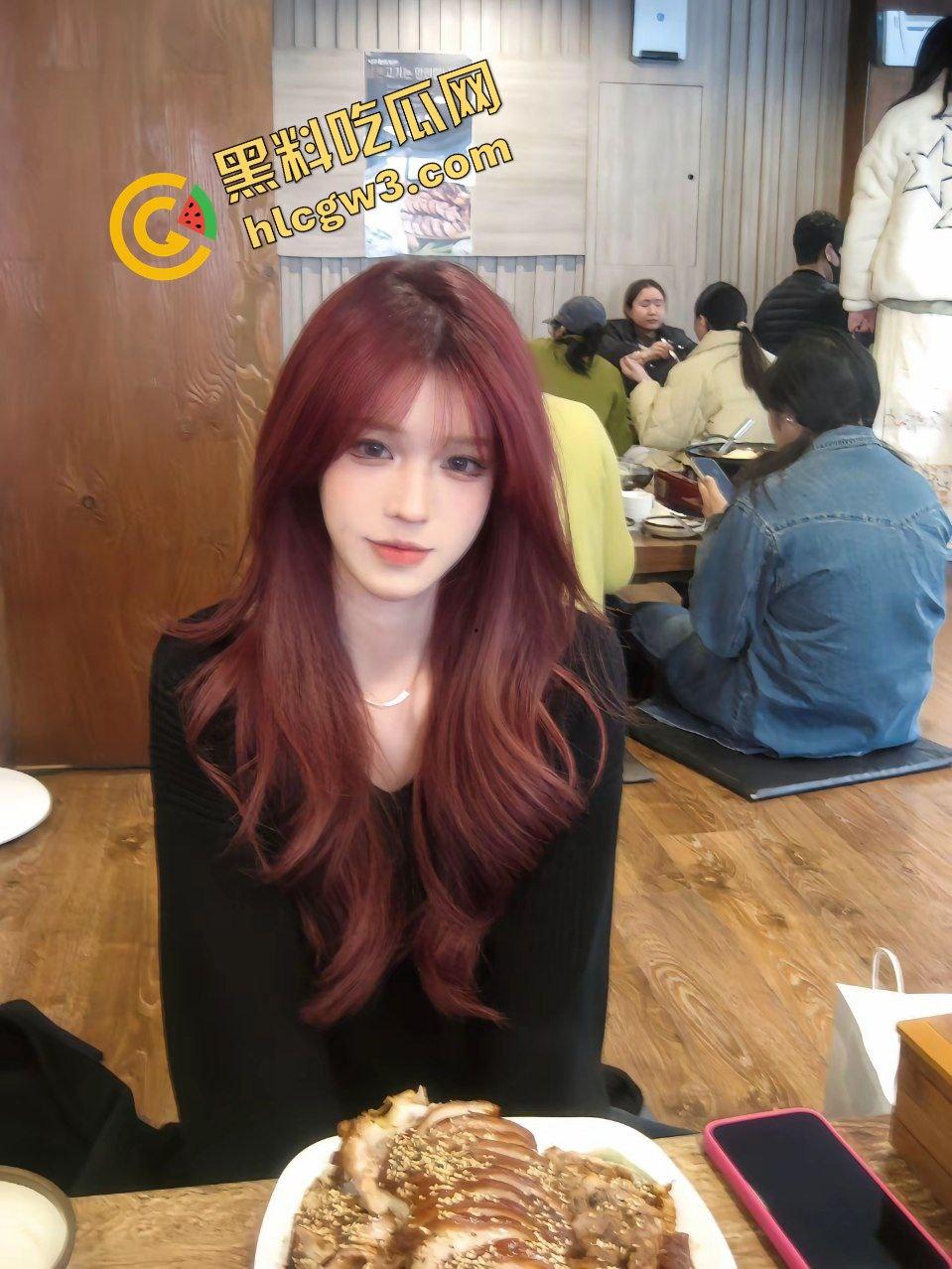 海南琼海人妻渣男偷情反差学生妹『周敏瑶』楼顶情趣睡衣后入猛蹬 黑丝爆操淫荡邂逅!原创独家曝光! 第5张 海南琼海人妻渣男偷情反差学生妹『周敏瑶』楼顶情趣睡衣后入猛蹬 黑丝爆操淫荡邂逅!原创独家曝光! 第5张