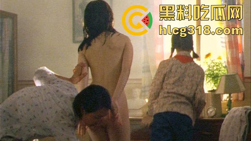 女星李小璐早有出轨苗头，17岁就曾全裸出镜，大谈和PGONE那点事，性爱自拍视频曝光流出！  第8张