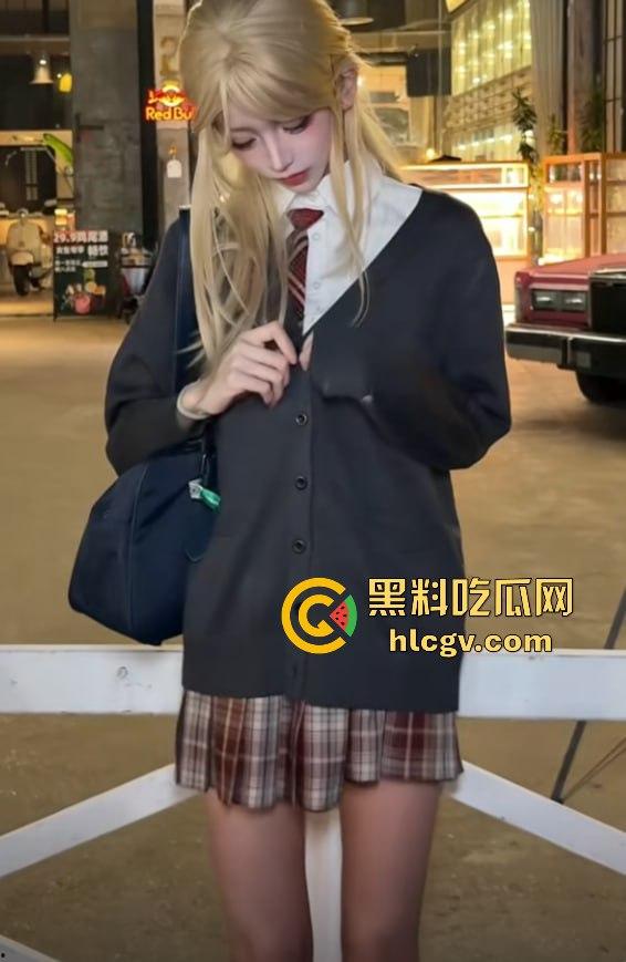 抖音百万粉网红『藤原yuki』私拍合集流出！男友自曝还贼喊捉贼，福利姬网红的真实一面曝光！  第13张