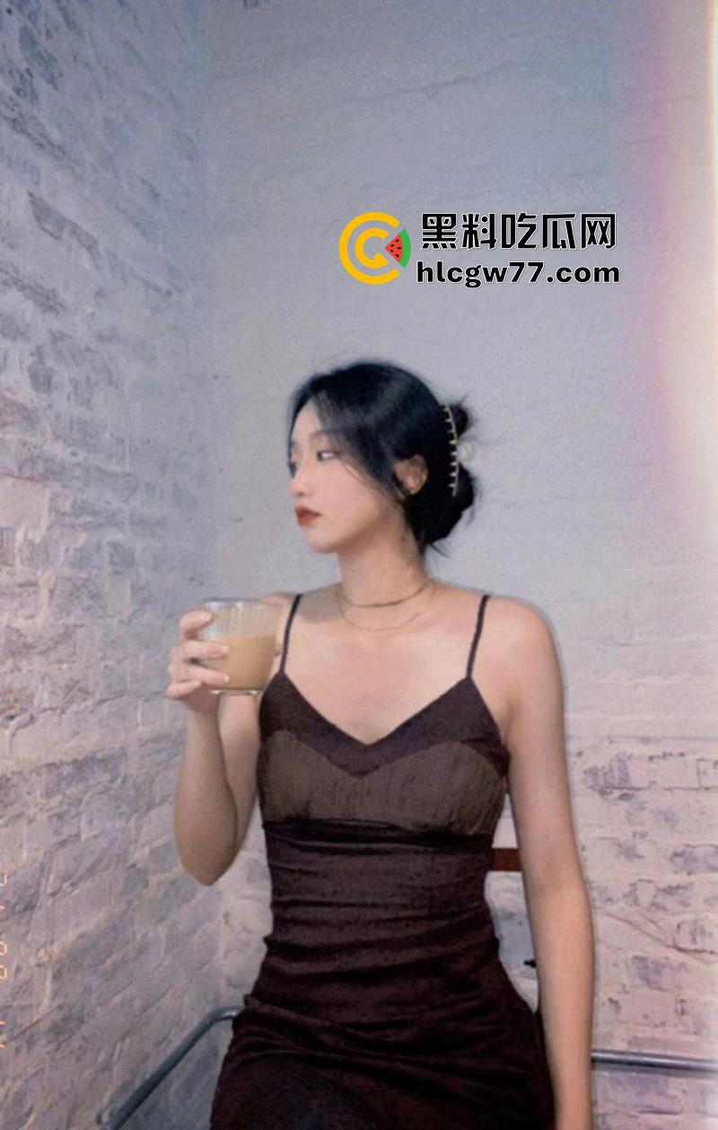 宁波舞蹈生骚母狗【范琳】，高颜值反差御姐，高冷的颜值配上高挑的身材，在床上淫叫连连！  第8张