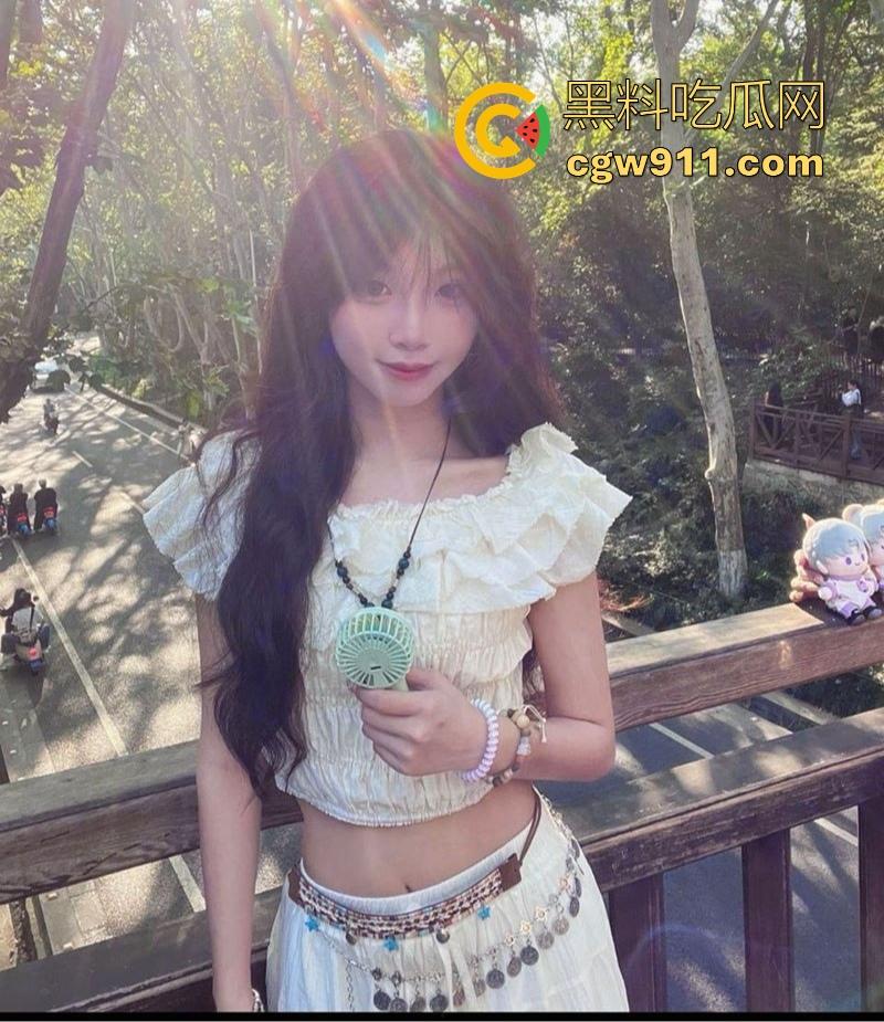 南京理工大学清纯学妹【陆永欣】蜂腰翘臀极品颜值,男友无套猛操内射颜射,露脸性爱视频曝光! 第8张 南京理工大学清纯学妹【陆永欣】蜂腰翘臀极品颜值,男友无套猛操内射颜射,露脸性爱视频曝光! 第8张