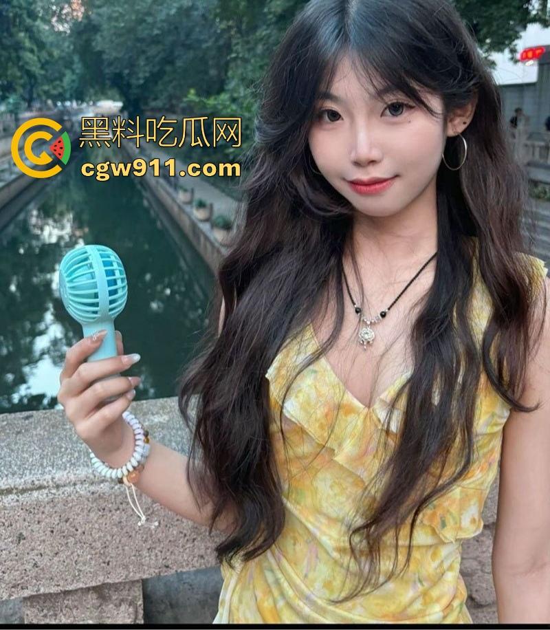 南京理工大学清纯学妹【陆永欣】蜂腰翘臀极品颜值,男友无套猛操内射颜射,露脸性爱视频曝光! 第11张 南京理工大学清纯学妹【陆永欣】蜂腰翘臀极品颜值,男友无套猛操内射颜射,露脸性爱视频曝光! 第11张