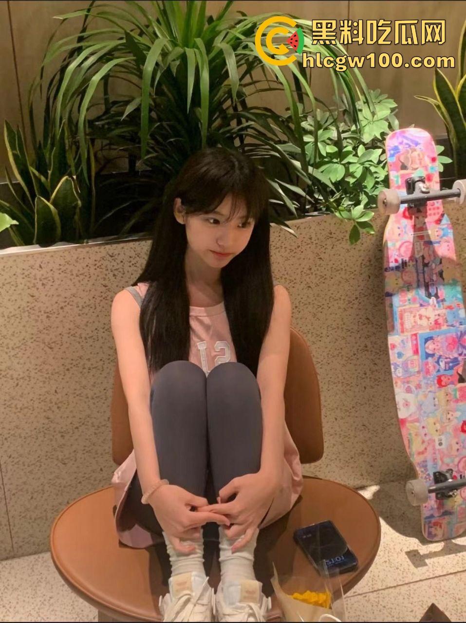 广州驾校惊现变态教练，潜规则精神小妹学员，驾校户外裸奔调教玩黑木耳抽烟吞吐，不骚不给过科目二！  第7张