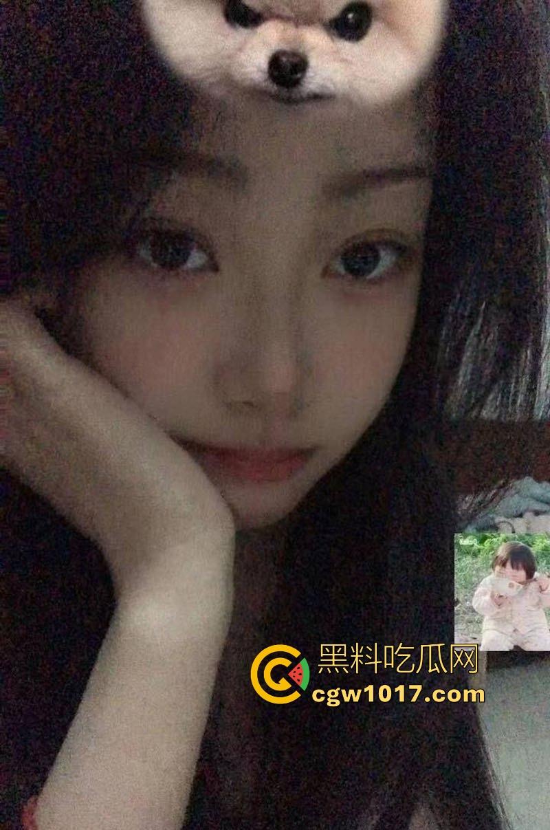 约炮网聊清纯小美【李芳】每晚自慰成瘾，微胖极品身材，高冷女神秒变下贱母狗 ，反差感拉满！  第4张