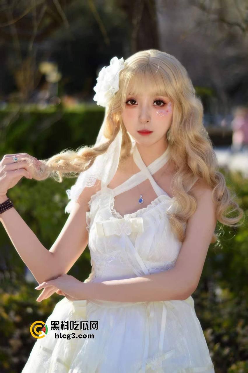 TGU材料学院硕士“LMJ”私拍曝光:COSPLAY女学霸竟然是约炮女郎! 第1张 TGU材料学院硕士“LMJ”私拍曝光:COSPLAY女学霸竟然是约炮女郎! 第1张