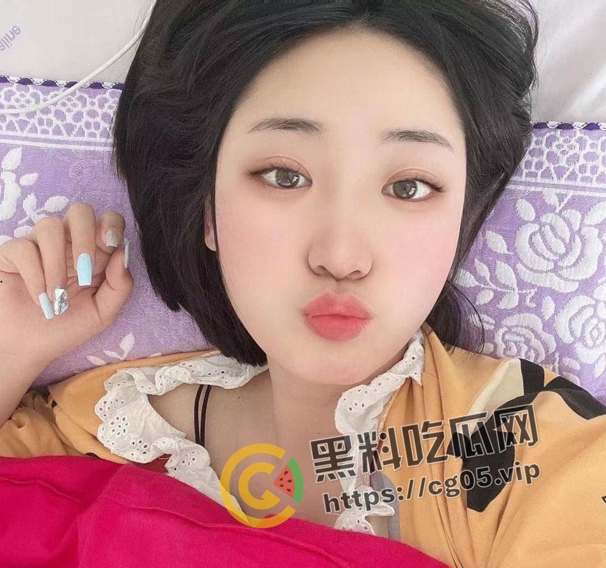 安徽大学情侣租客 美女反差婊女友和房东偷吃 这房东有钱赚 有逼日 太爽了  第5张