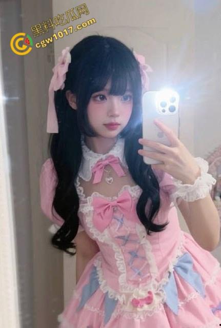 叔叔激情安慰娇羞侄女：甜蜜密会中，美乳爆操，湿润嫩穴疯狂滑动，酒店狂欢，欲望与真情尽显！  第2张