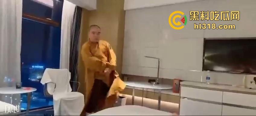 佛组佛渡天下，慈悲为怀，大师就拿下体给你开个光，保你以后出入通畅，细水长流，阿弥陀佛！  第2张