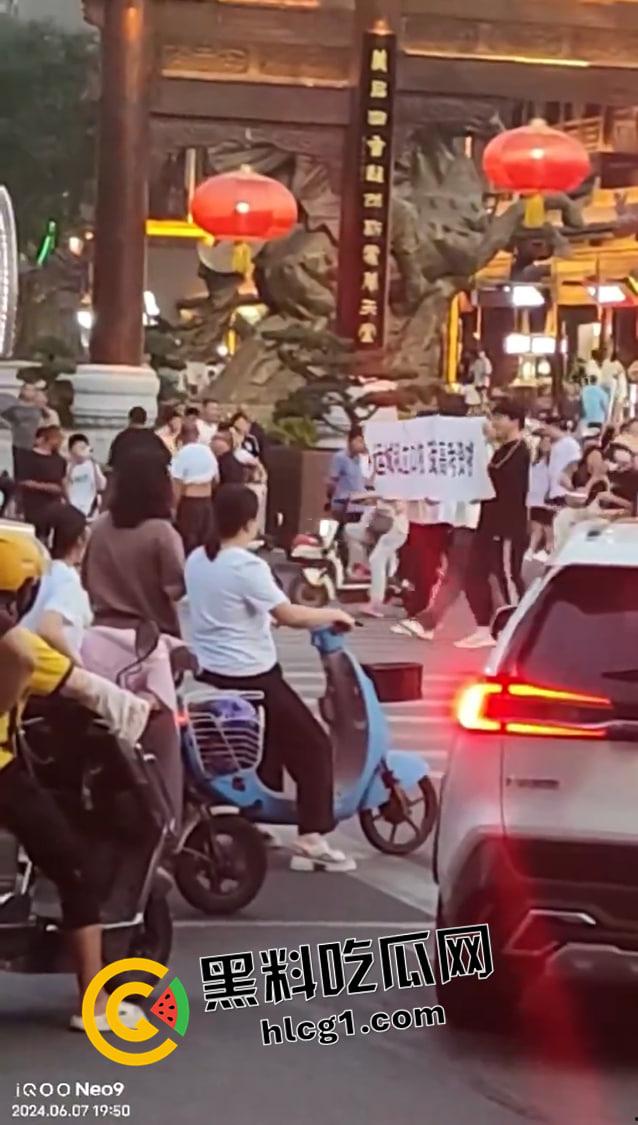 山西运城整个学校无法参加高考!运城口腔卫生专业学校无法参加高考游街 社交媒体公关查无此事 太气人了 第4张 山西运城整个学校无法参加高考!运城口腔卫生专业学校无法参加高考游街 社交媒体公关查无此事 太气人了 第4张