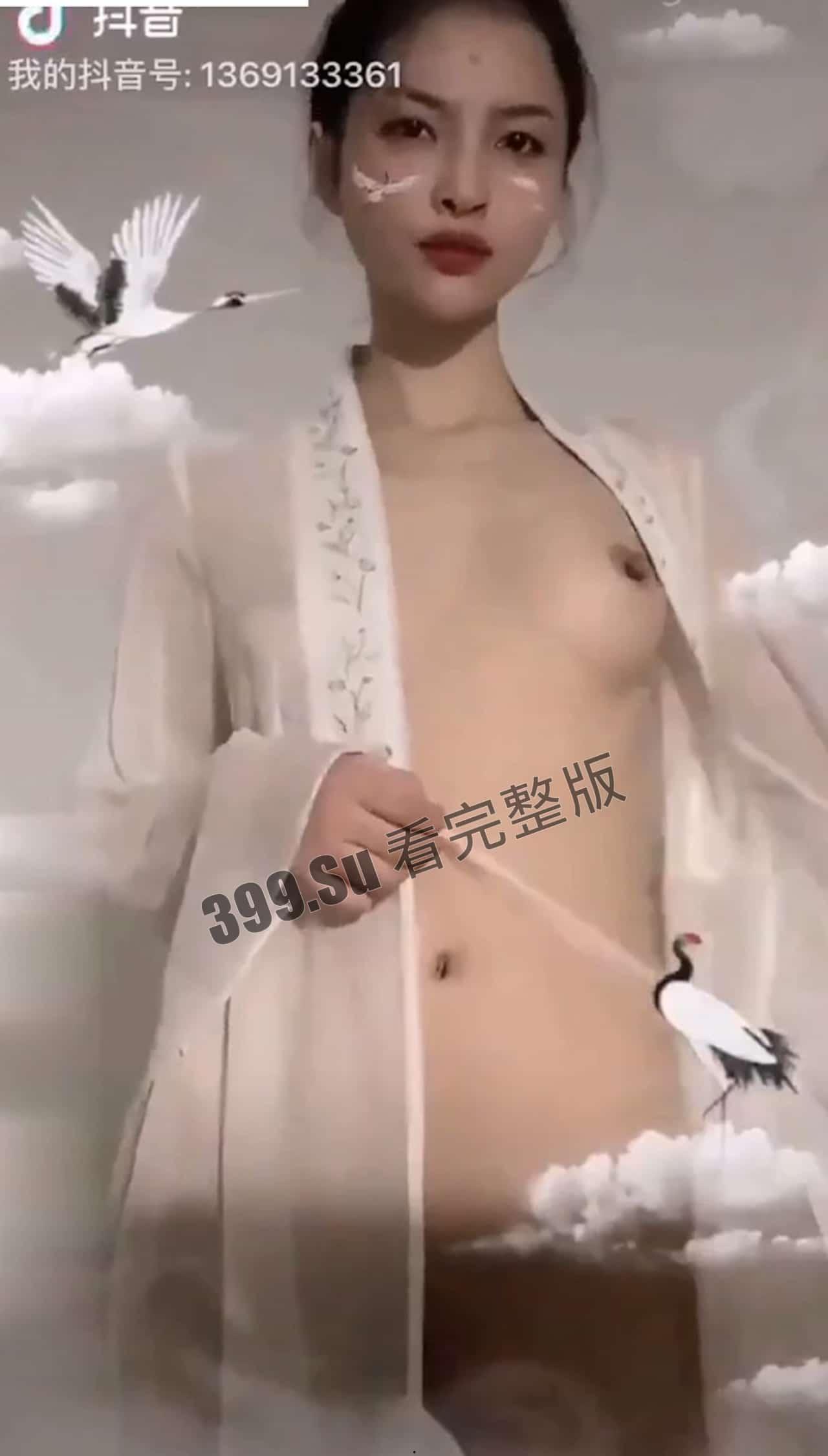 #反差婊 #擦边女  #抖音 和 #推特 的两幅面孔 第8张