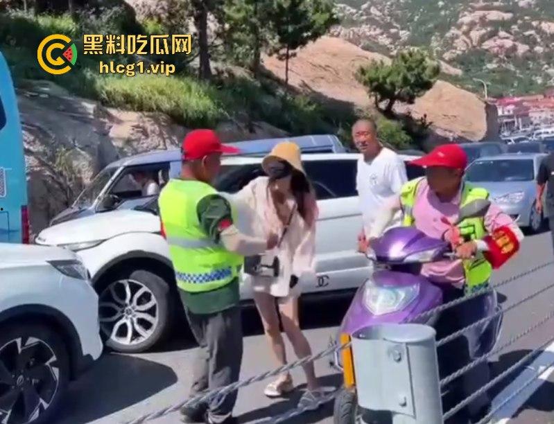 “逆行怎么了?打你怎么了?”小仙女逆行插队还打人! 第4张 “逆行怎么了?打你怎么了?”小仙女逆行插队还打人! 第4张