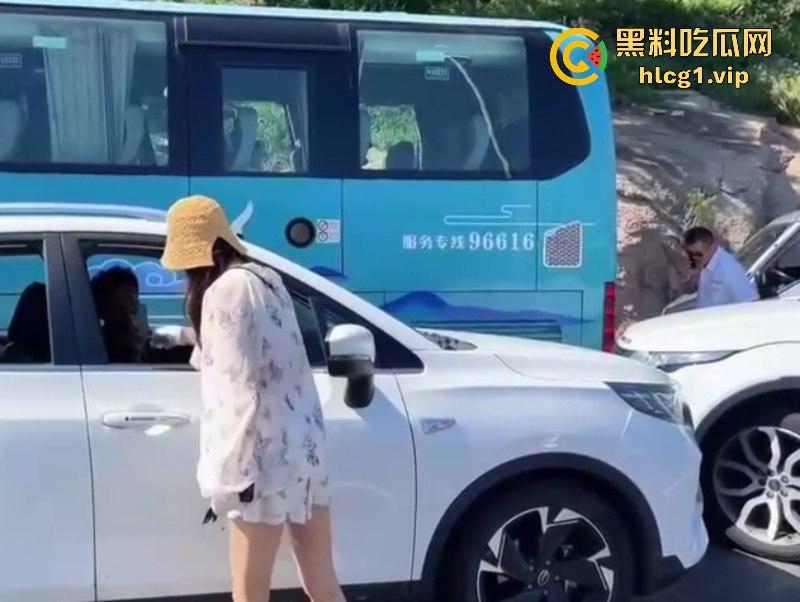 “逆行怎么了?打你怎么了?”小仙女逆行插队还打人! 第6张 “逆行怎么了?打你怎么了?”小仙女逆行插队还打人! 第6张