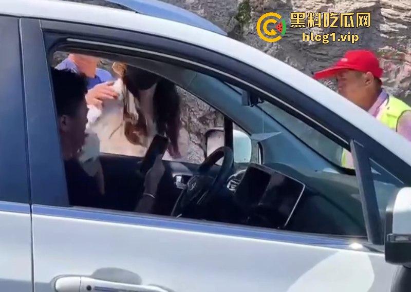 “逆行怎么了?打你怎么了?”小仙女逆行插队还打人! 第7张 “逆行怎么了?打你怎么了?”小仙女逆行插队还打人! 第7张