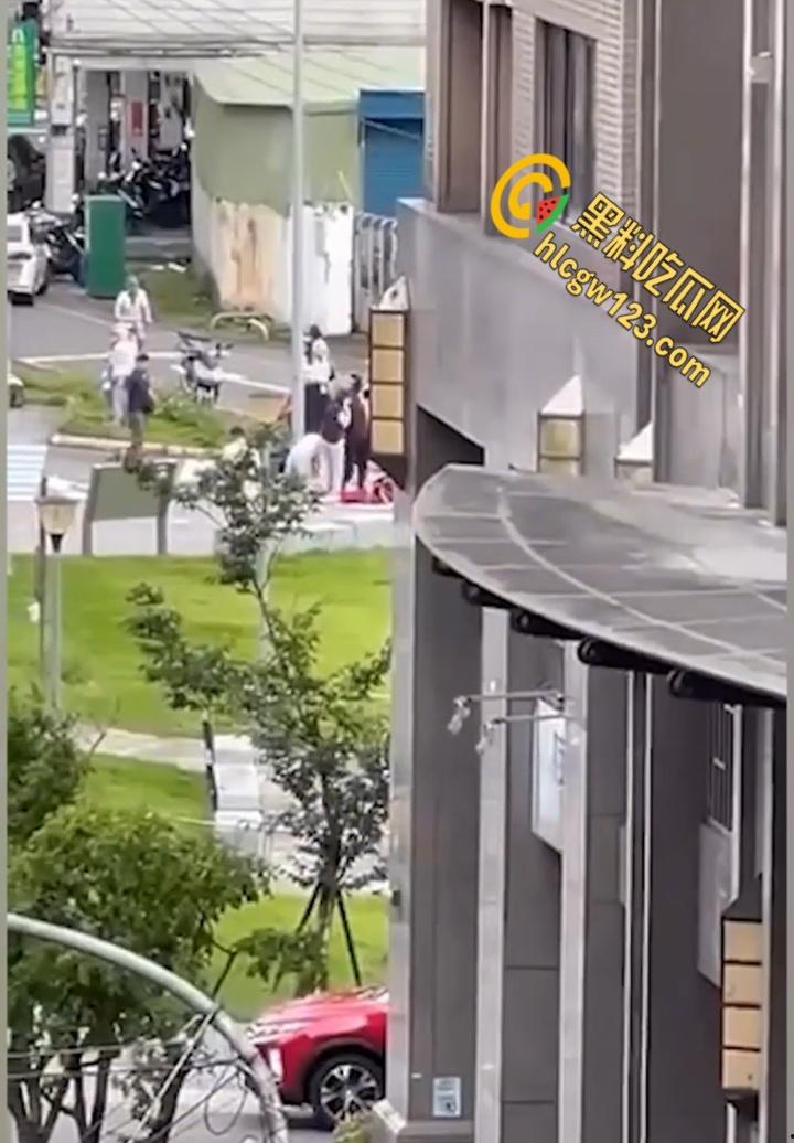 新北三峡车祸震惊全台!汽车狂撞学童遭殃3死12伤,交通安全警钟长鸣! 第2张 新北三峡车祸震惊全台!汽车狂撞学童遭殃3死12伤,交通安全警钟长鸣! 第2张