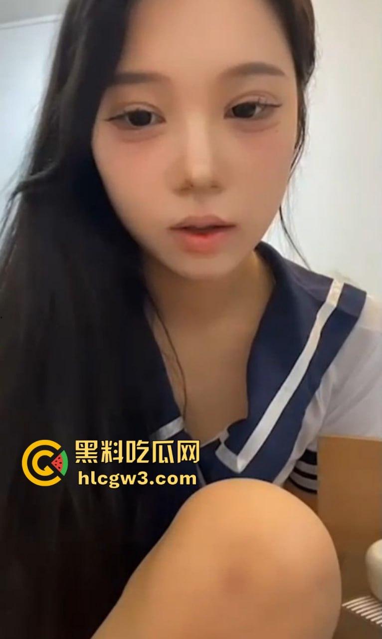 韩国颜值反差【SOEUN】卧蚕网红私拍福利大曝光 自慰舔食吸茎抽插骚穴 尺度大到爆炸！  第3张