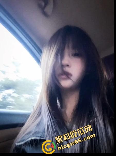 浙江天台育英小母狗【许诗茵】调教视频全网流出，被操到翻白眼舔脚求饶，校长急疯连学校大门都不让进了！  第3张