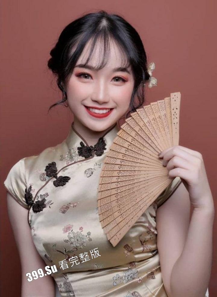 马来西亚 兼职模特【Stella】又遭遇经济公司网络面试视频流出  所以到底在面试啥岗位 连私处也心甘情愿的打开给对面看 第4张