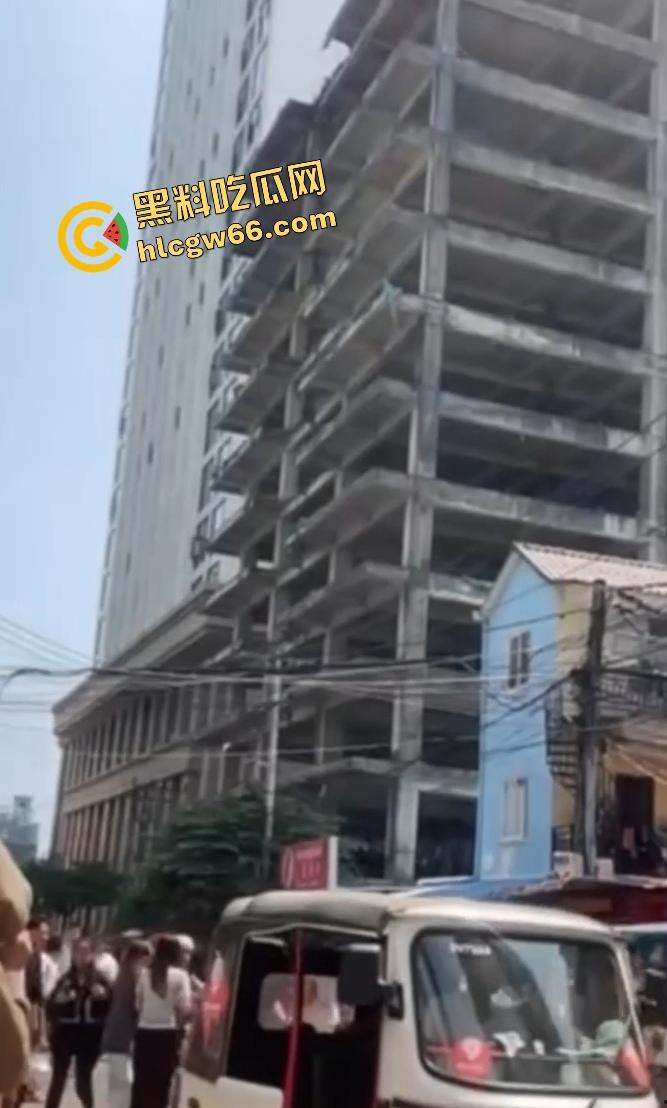 缅甸瓦城突发7.9级强震，中印孟老缅泰全体摇烂，泰国人民逃命式冲出大厦，猪仔们你们还好吗？  第5张