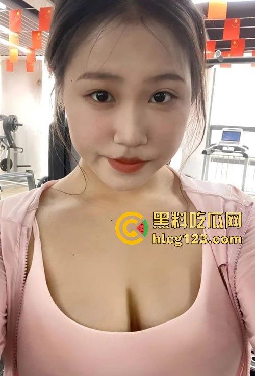 快手骚货山野栀子私拍翻车!聊天记录曝光,大奶情趣内衣让金主们白砸钱! 第6张 快手骚货山野栀子私拍翻车!聊天记录曝光,大奶情趣内衣让金主们白砸钱! 第6张