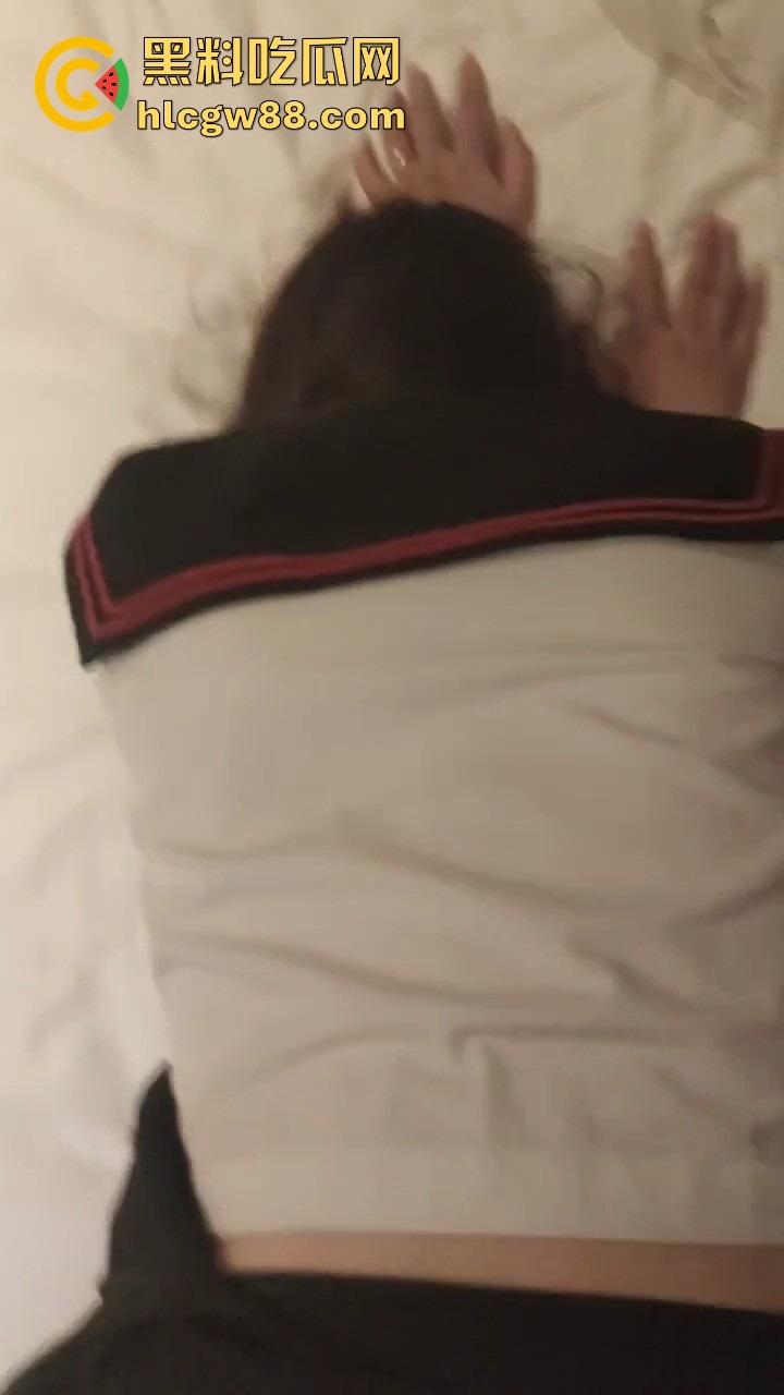 眉山白领小萝莉【王可欣】为前途甘愿献身,清纯皮下骚货制服诱惑勾领导,酒店嫩屄被干肿! 第14张 眉山白领小萝莉【王可欣】为前途甘愿献身,清纯皮下骚货制服诱惑勾领导,酒店嫩屄被干肿! 第14张