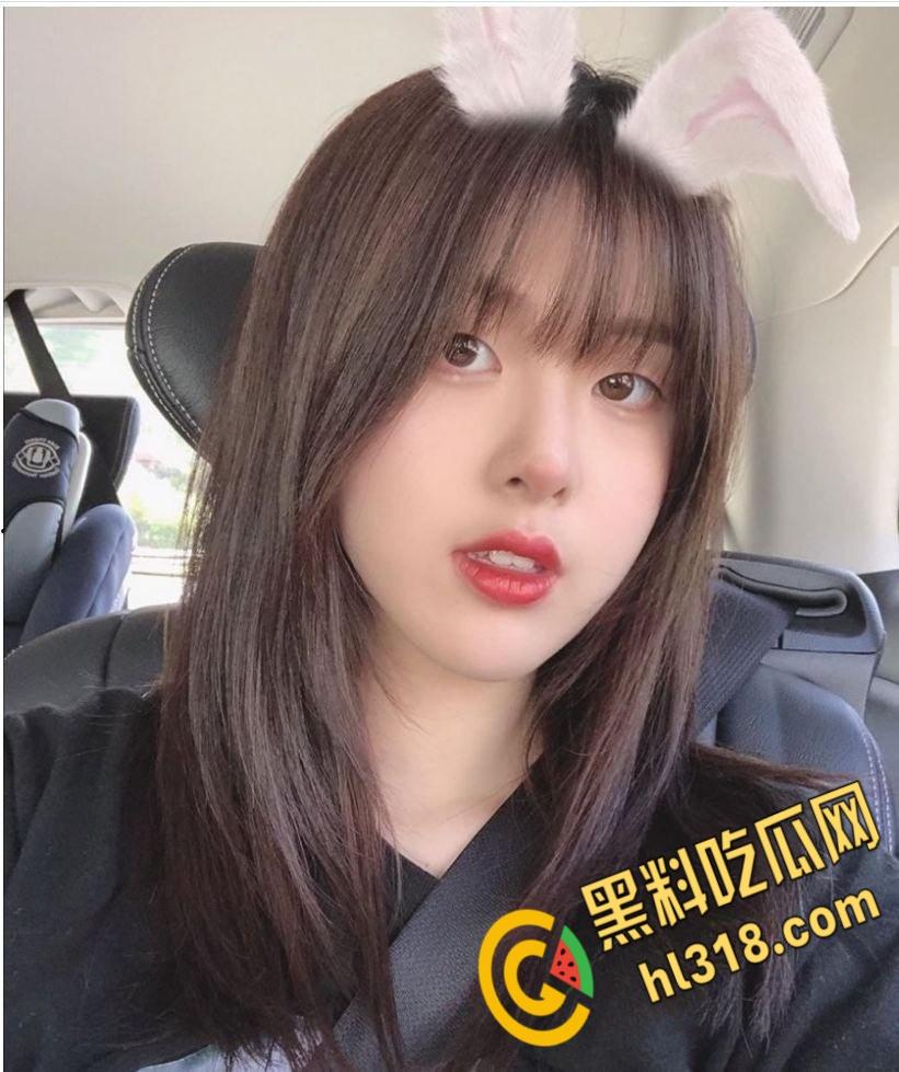 桌游馆搭讪清纯女大【马思纯】，白虎阴唇粉嫩诱人，亲亲嘴就淫水泛滥，性欲如狼似虎，被窝里口爆吞精 ！  第2张