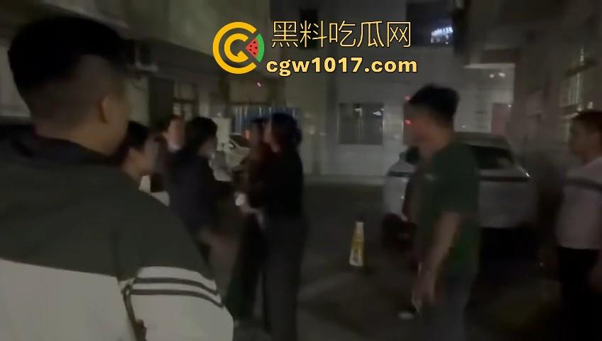 不是哥们你海角看多了吧？上门女婿搞完老婆还不够，把幼师侄女也操了，你这还真实践上了！  第7张