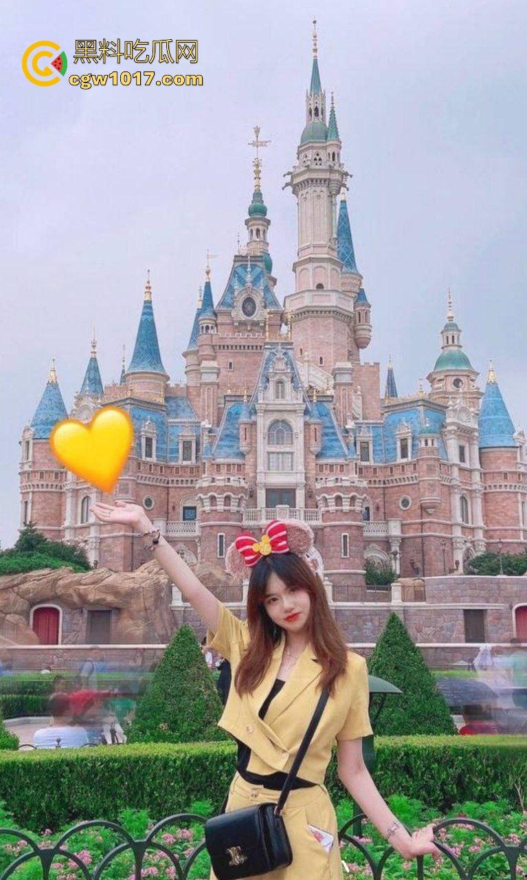 蛋仔cp奔现，高颜值女大大哥反而不敢无套，不知道深浅，深夜紧急外卖，你自己不早点准备怪谁呀，人家都等着呢！  第2张