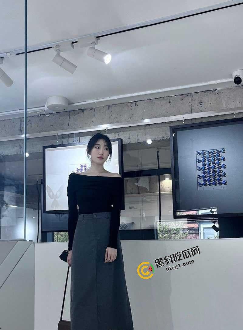 苏州大学医学院 性感女大学生『黄欣晨』小粉穴 蜜桃臀 与多金男友性爱 视频流出  第4张