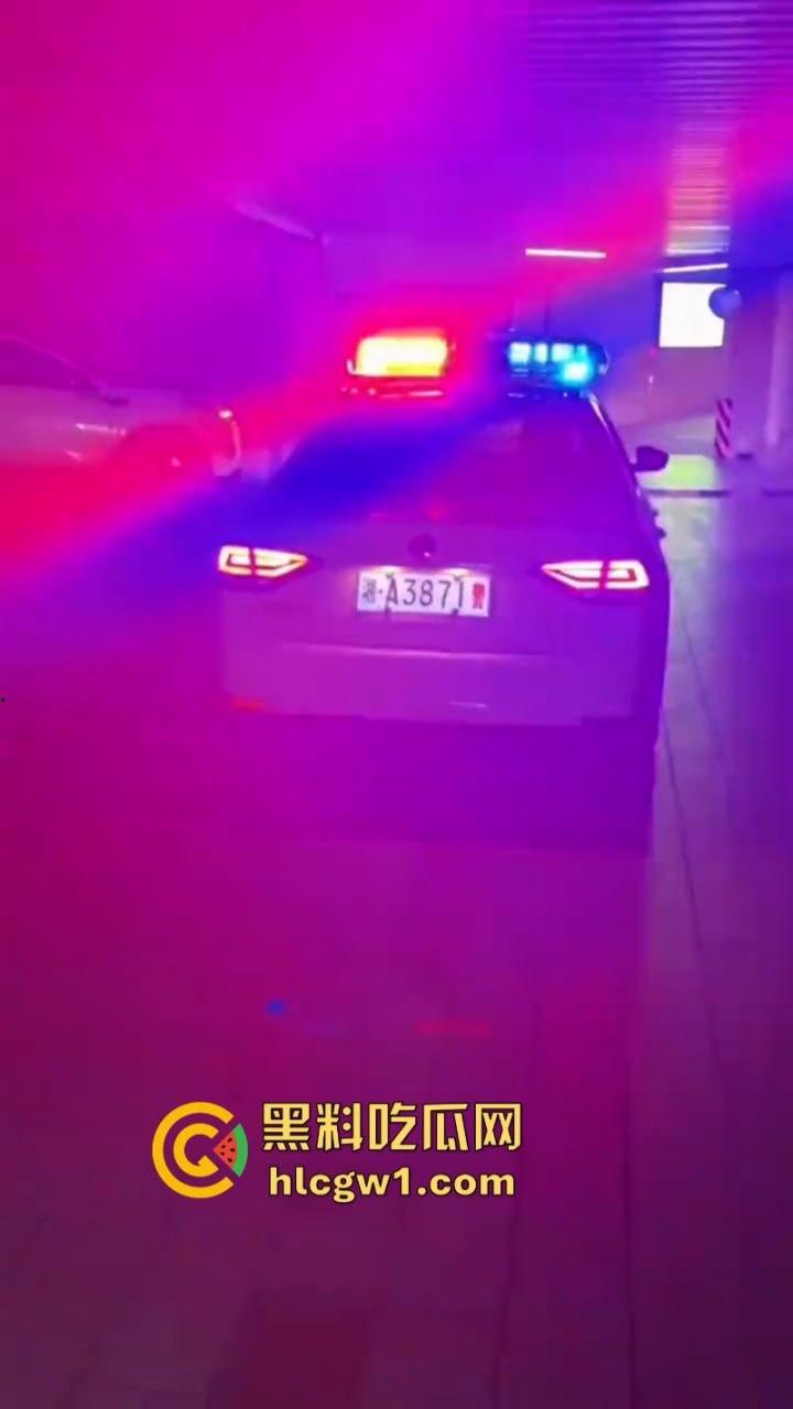 可怕!湖南长沙猥琐男闯入女生公寓偷窃衣物 妹子录视频机智报警抓人 这是真变态! 第2张 可怕!湖南长沙猥琐男闯入女生公寓偷窃衣物 妹子录视频机智报警抓人 这是真变态! 第2张