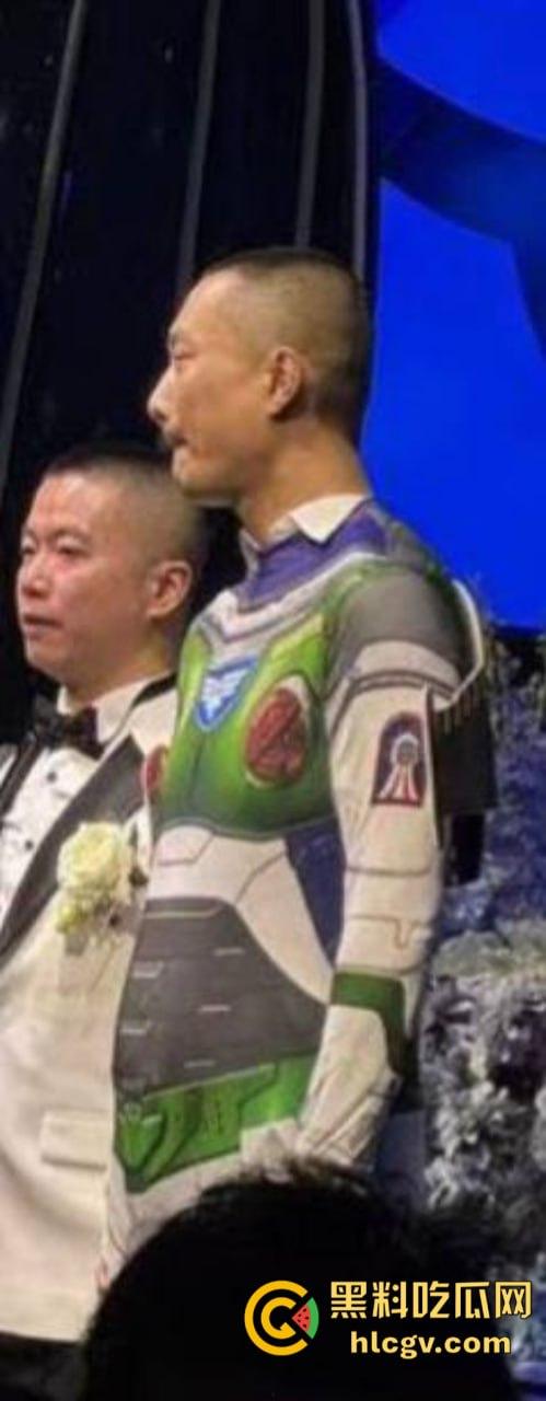 菊花一紧：成都北湖筵禧gay婚现场视频流出 打破世俗勇敢合体 男男亲亲有点怪怪的  第9张