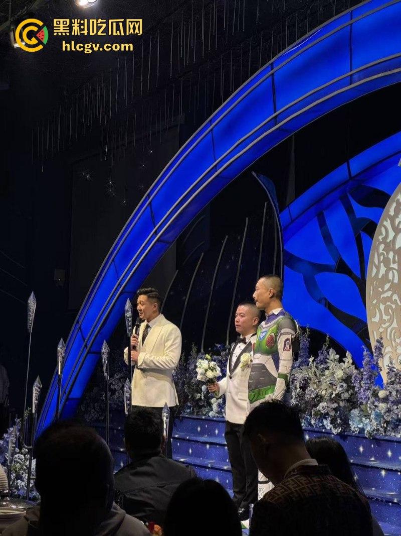 菊花一紧：成都北湖筵禧gay婚现场视频流出 打破世俗勇敢合体 男男亲亲有点怪怪的  第15张