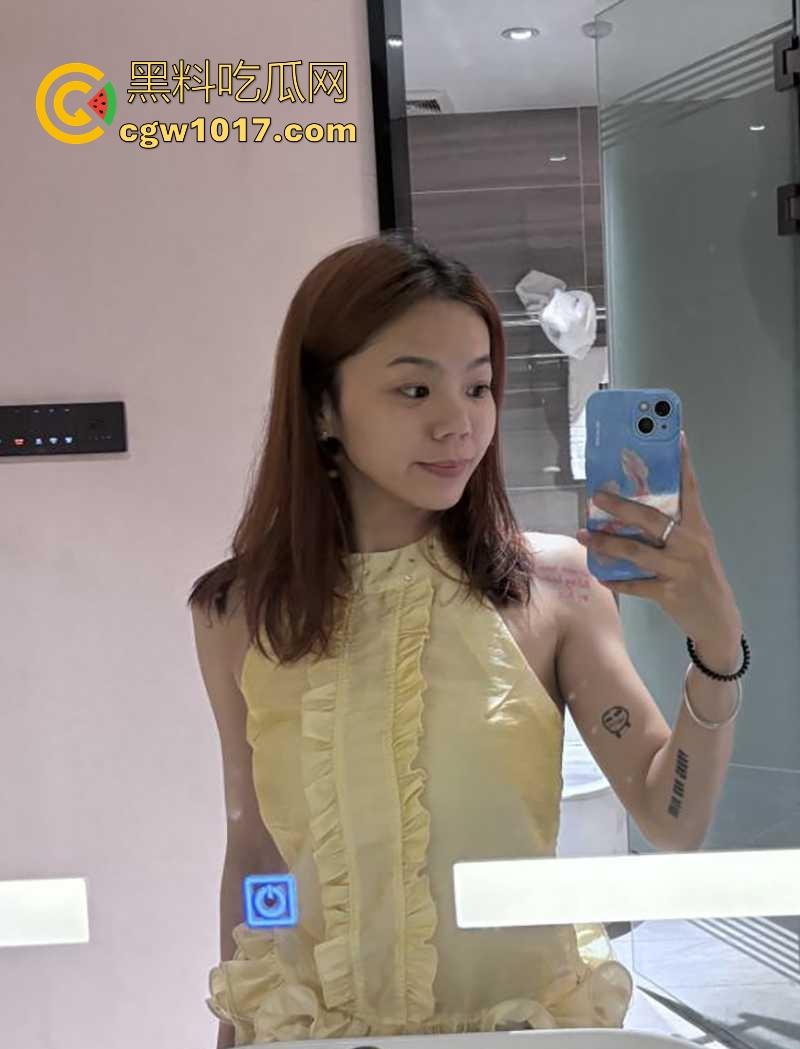 健身房拿下健身搭子短发小少妇【李瑶梦】性瘾骚货喜欢镜前做爱，边交欢边拍自己淫态，全程露脸表情骚极！  第2张