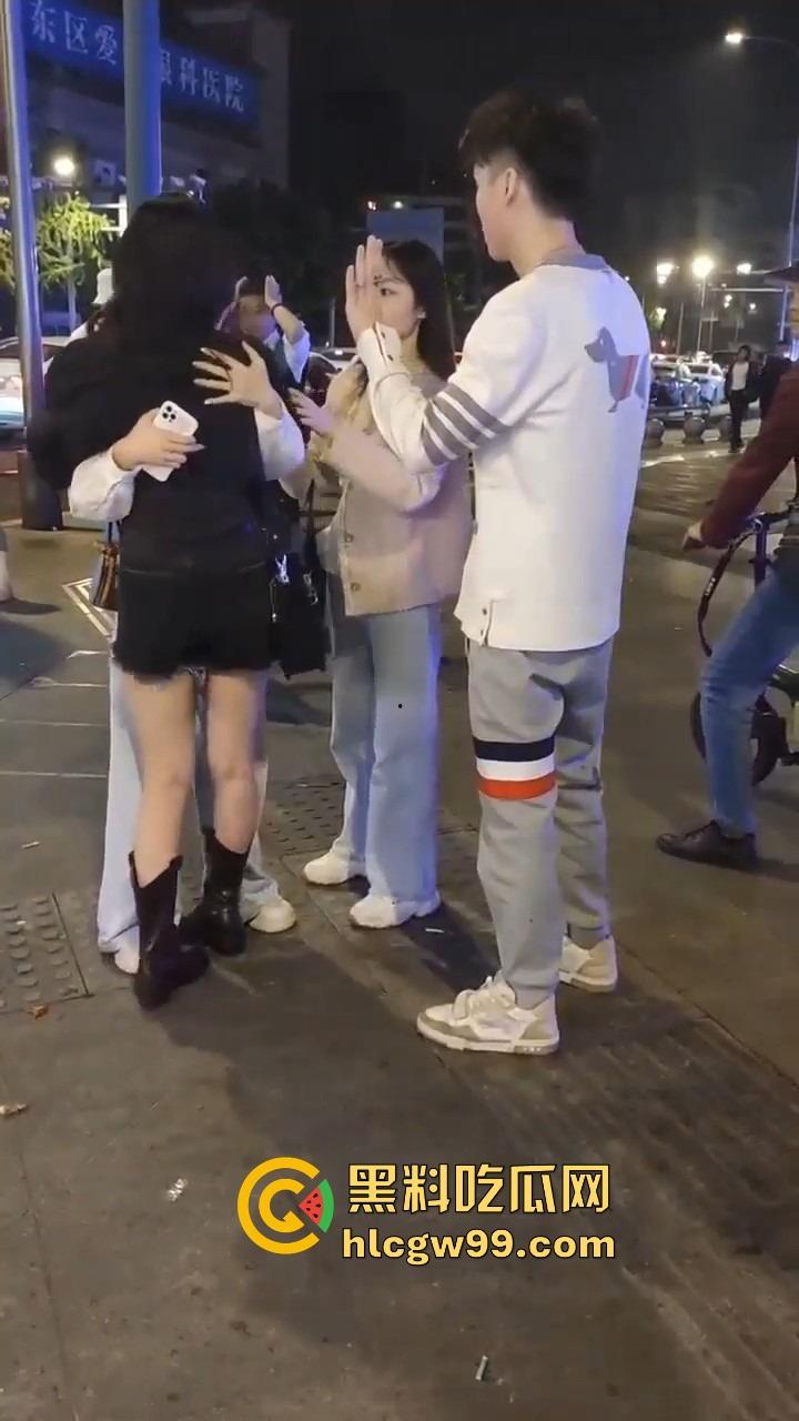 集美饭吃了东西买了酒喝了，最后一句我要跟闺蜜回家？兄弟直接西格玛男人觉醒，这到嘴得鸭子还能飞了？  第10张