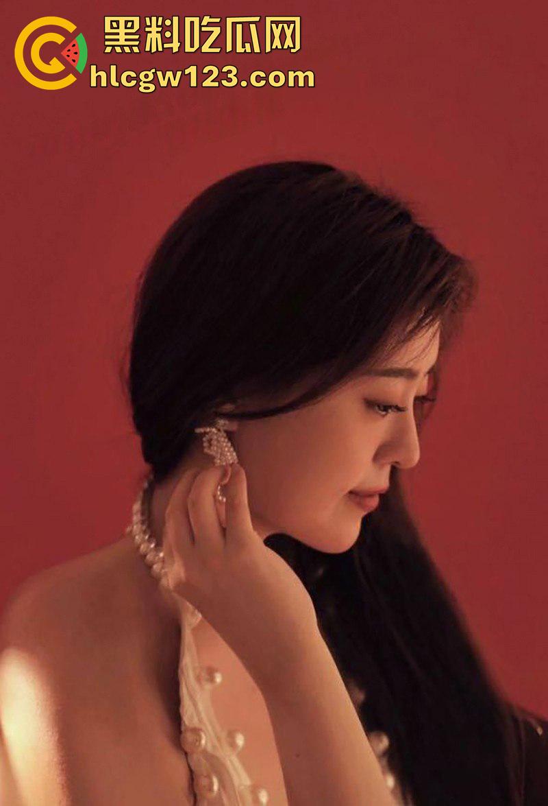 御姐颜值巨乳校花【顾盈】，太原职业技术学院骚逼，胸大腰细身材粉嫩逆天，舔功一流眼神勾人！  第5张