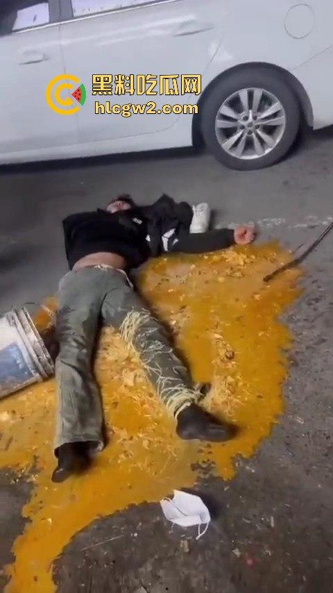 山东泰安新泰未成年小崽子打人狠到飞起,活脱脱一群小雇佣兵,打死人也不犯法?! 第8张 山东泰安新泰未成年小崽子打人狠到飞起,活脱脱一群小雇佣兵,打死人也不犯法?! 第8张