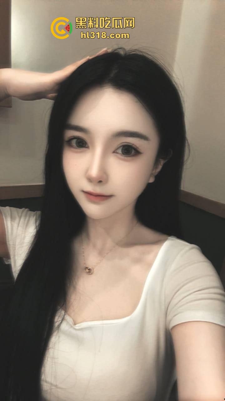 回收兄弟不要的极品骚女，为情所伤报复上床，看着没啥没想到这货床上这么骚！  第2张